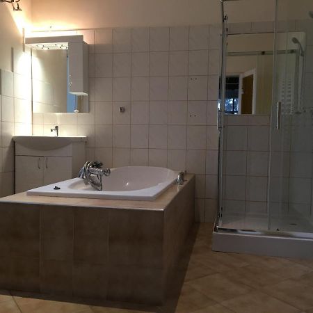 希欧福克Regimodi Apartman公寓 外观 照片